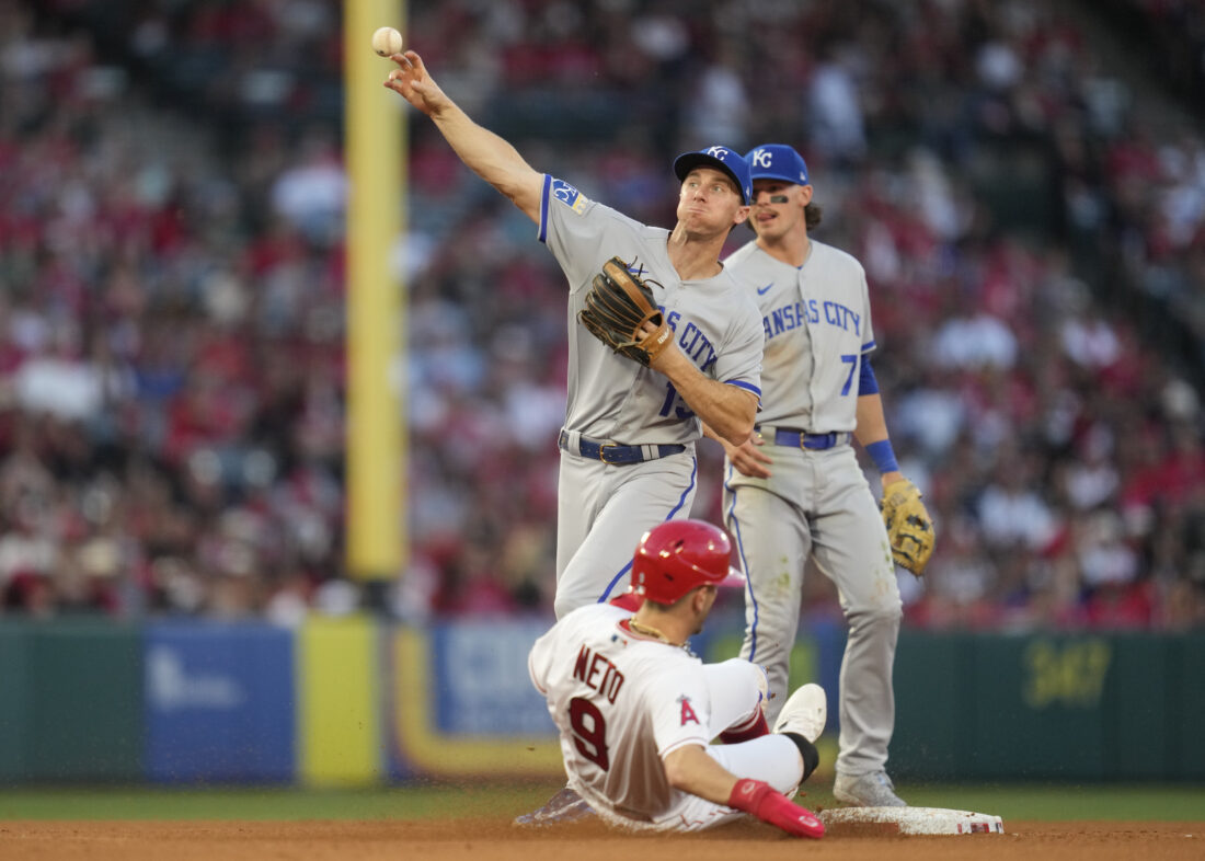 Royals rally with 5 in 9th for 118 victory over Angels News, Sports